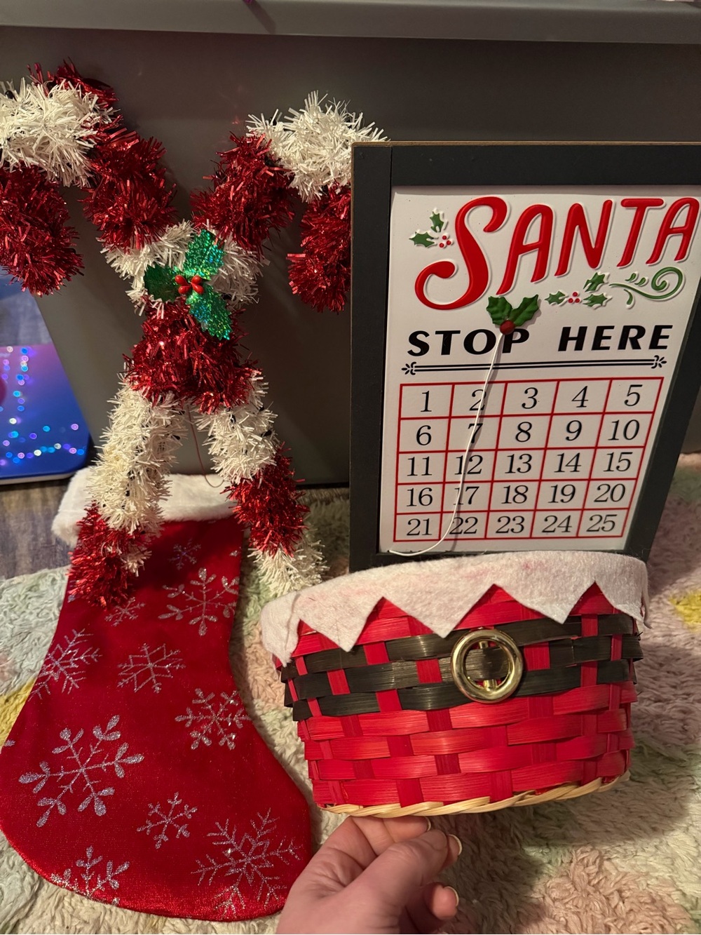 Christmas Decor Bundle - Picture 2 of 4